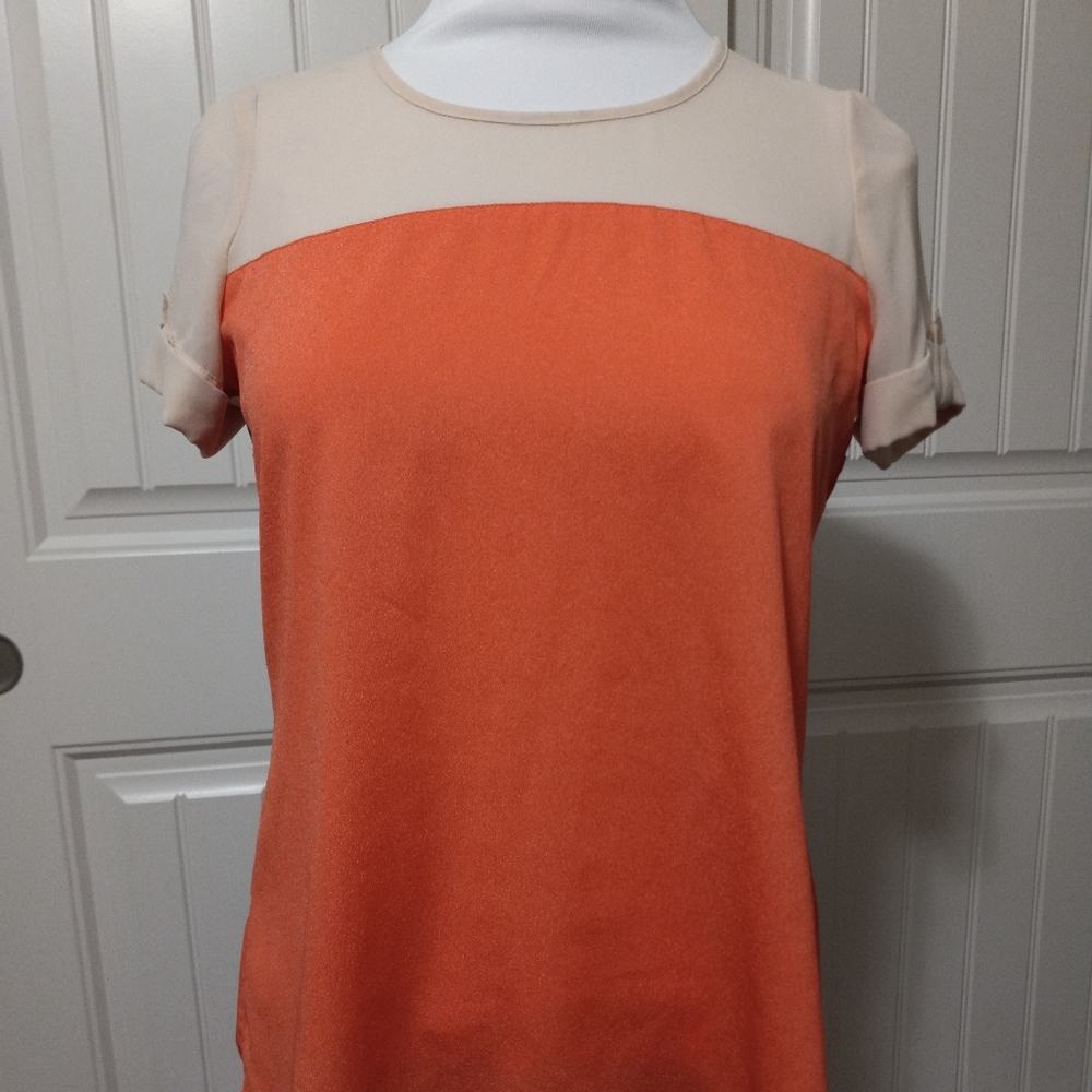 Naked Zebra Women's Blouse Button Back Short Sleev